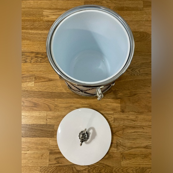 Ice Bucket With Handles - Picture 3 of 5